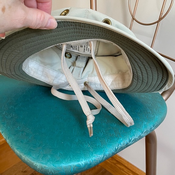 Tilley Bucket Hat - Picture 4 of 7